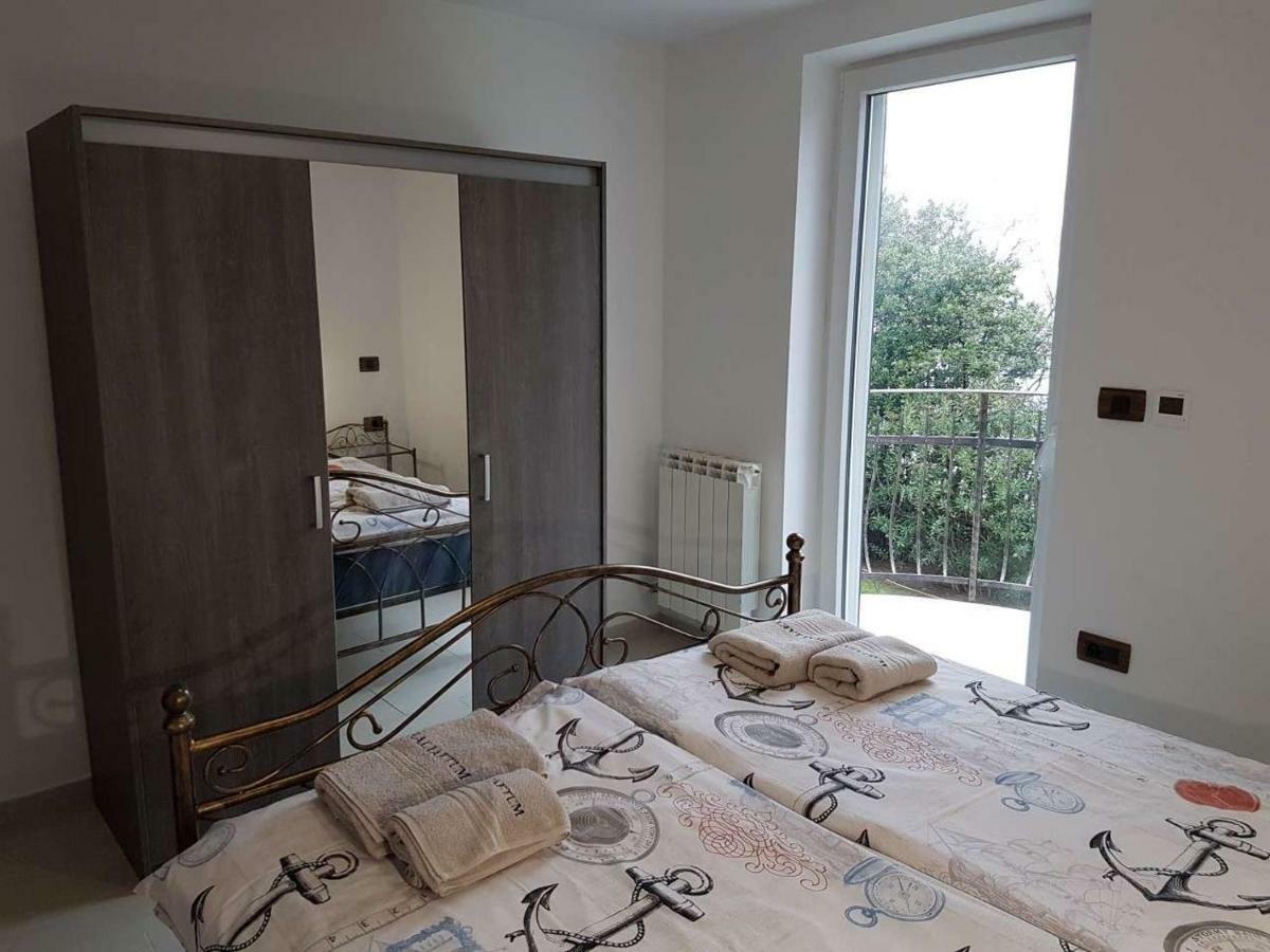 Apartments Haliaetum Izola Bagian luar foto